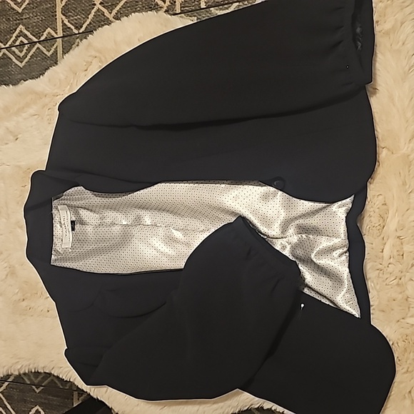 Tahari Blazer, Jacket Black Size 4 - Picture 9 of 12
